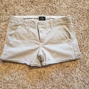 AE gray midi shorts